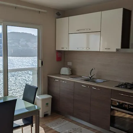 Honeymoon Seaview Apartment St. Paul's Bay Exterior photo